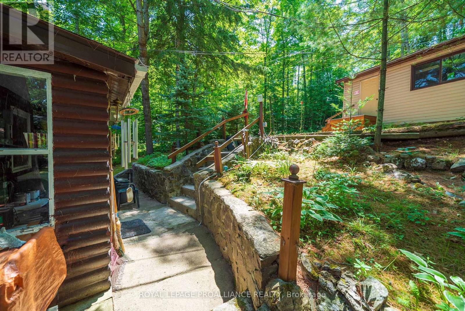 1346b S Mazinaw Heights Road, North Frontenac, Ontario  K0H 1K0 - Photo 11 - X12298967
