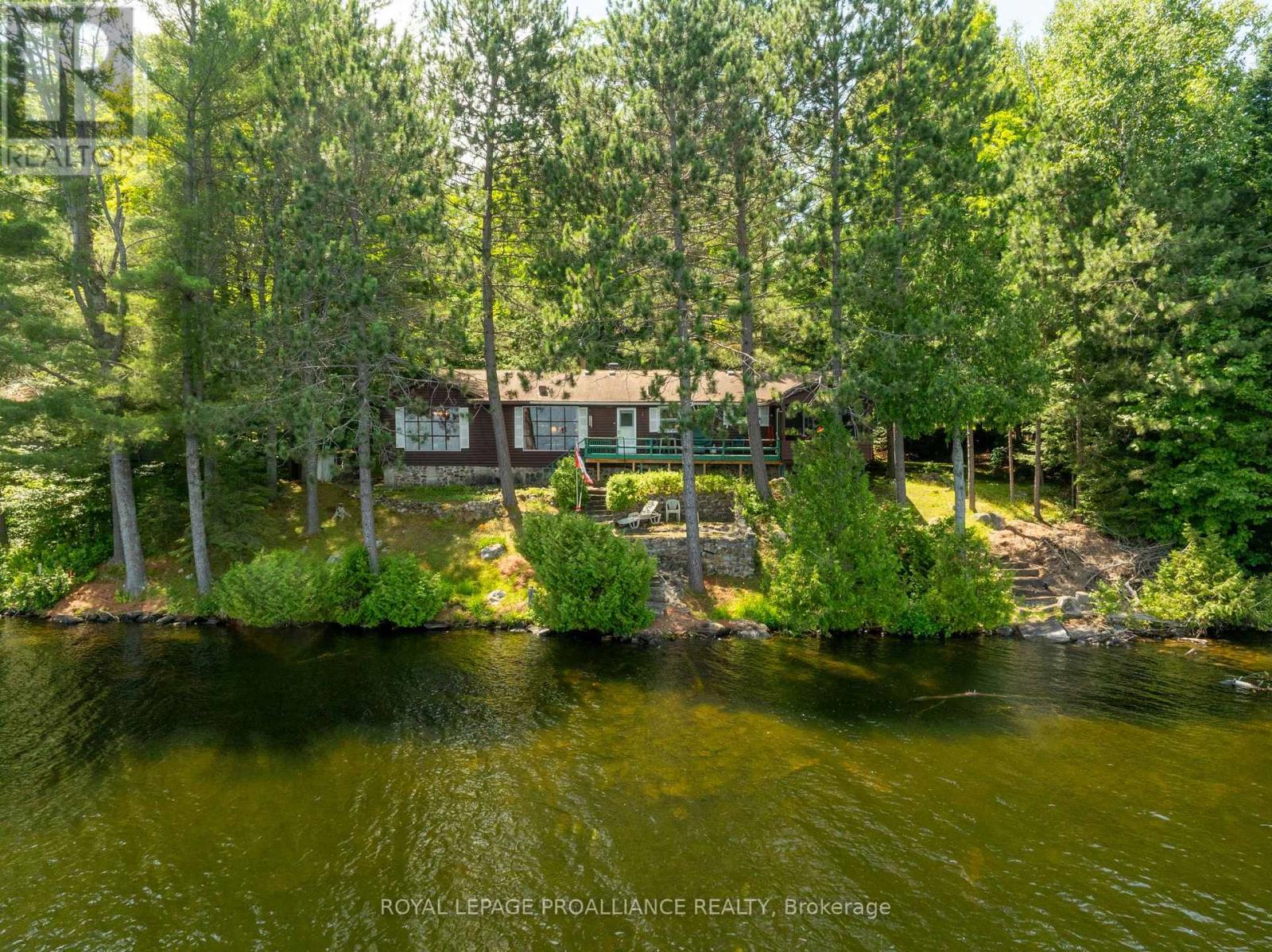 1346b S Mazinaw Heights Road, North Frontenac, Ontario  K0H 1K0 - Photo 3 - X12298967