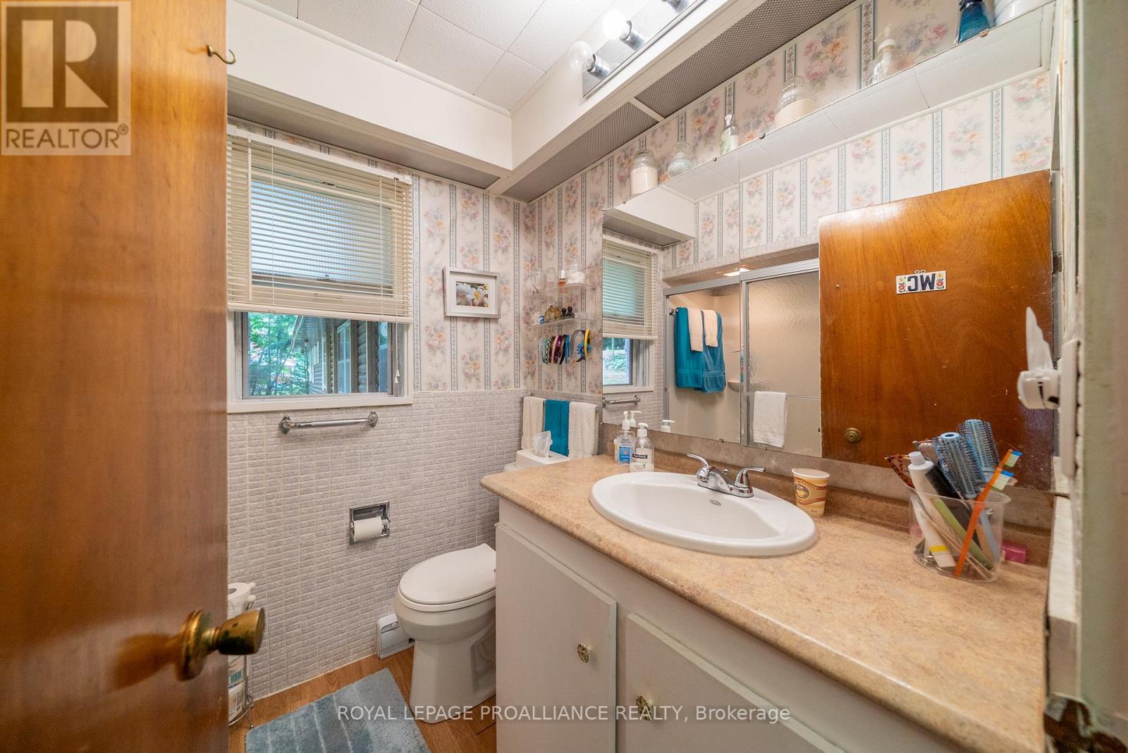1346b S Mazinaw Heights Road, North Frontenac, Ontario  K0H 1K0 - Photo 35 - X12298967