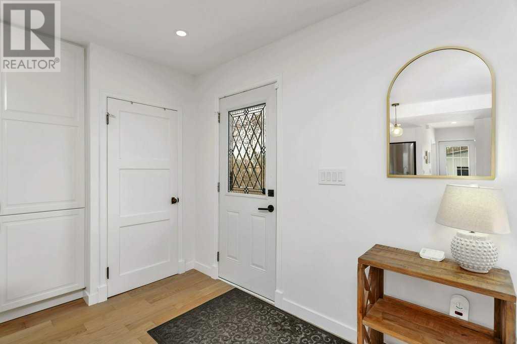 Property at 3514 42 Avenue image 3