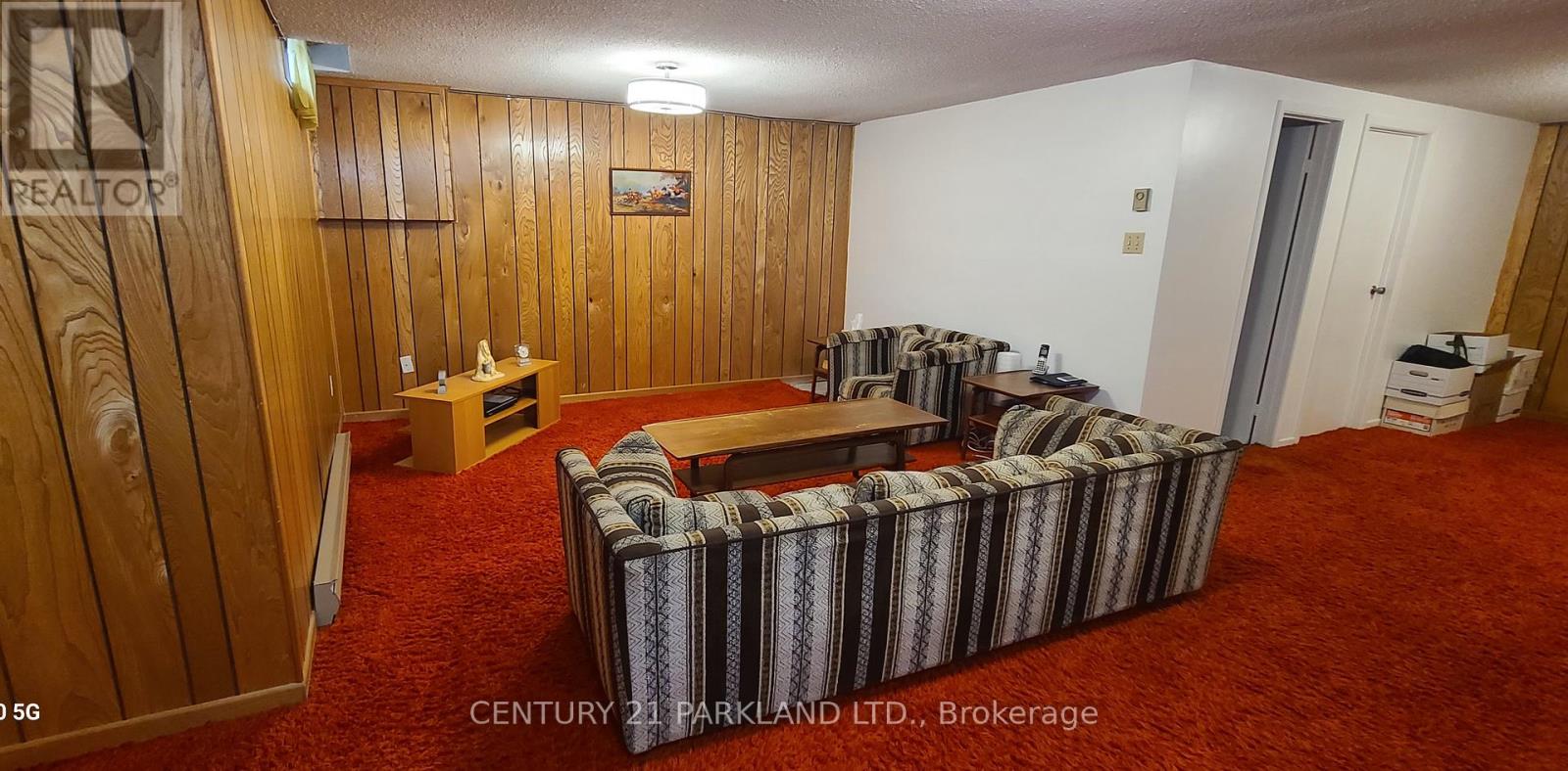 42 Antibes Drive, Toronto, Ontario  M2R 3K4 - Photo 9 - C12298425