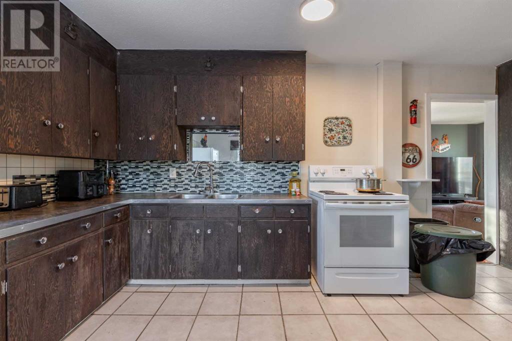 126 3 Street, Stirling, Alberta  T0K 2E0 - Photo 7 - A2186421