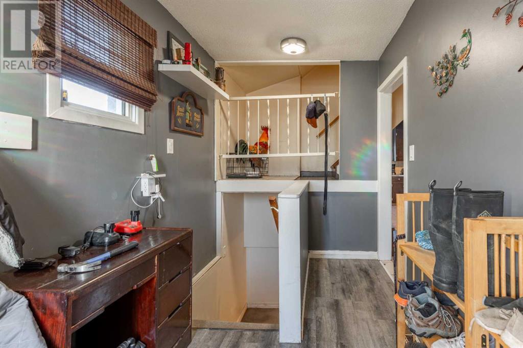 126 3 Street, Stirling, Alberta  T0K 2E0 - Photo 4 - A2186421