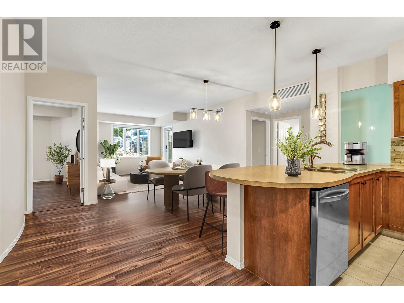 3168 Via Centrale Unit# 1102, Kelowna, British Columbia  V1V 2R6 - Photo 5 - 10354245