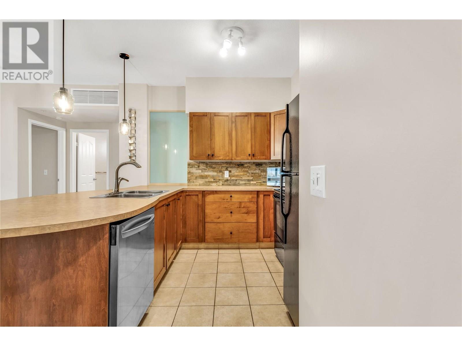 3168 Via Centrale Unit# 1102, Kelowna, British Columbia  V1V 2R6 - Photo 22 - 10354245