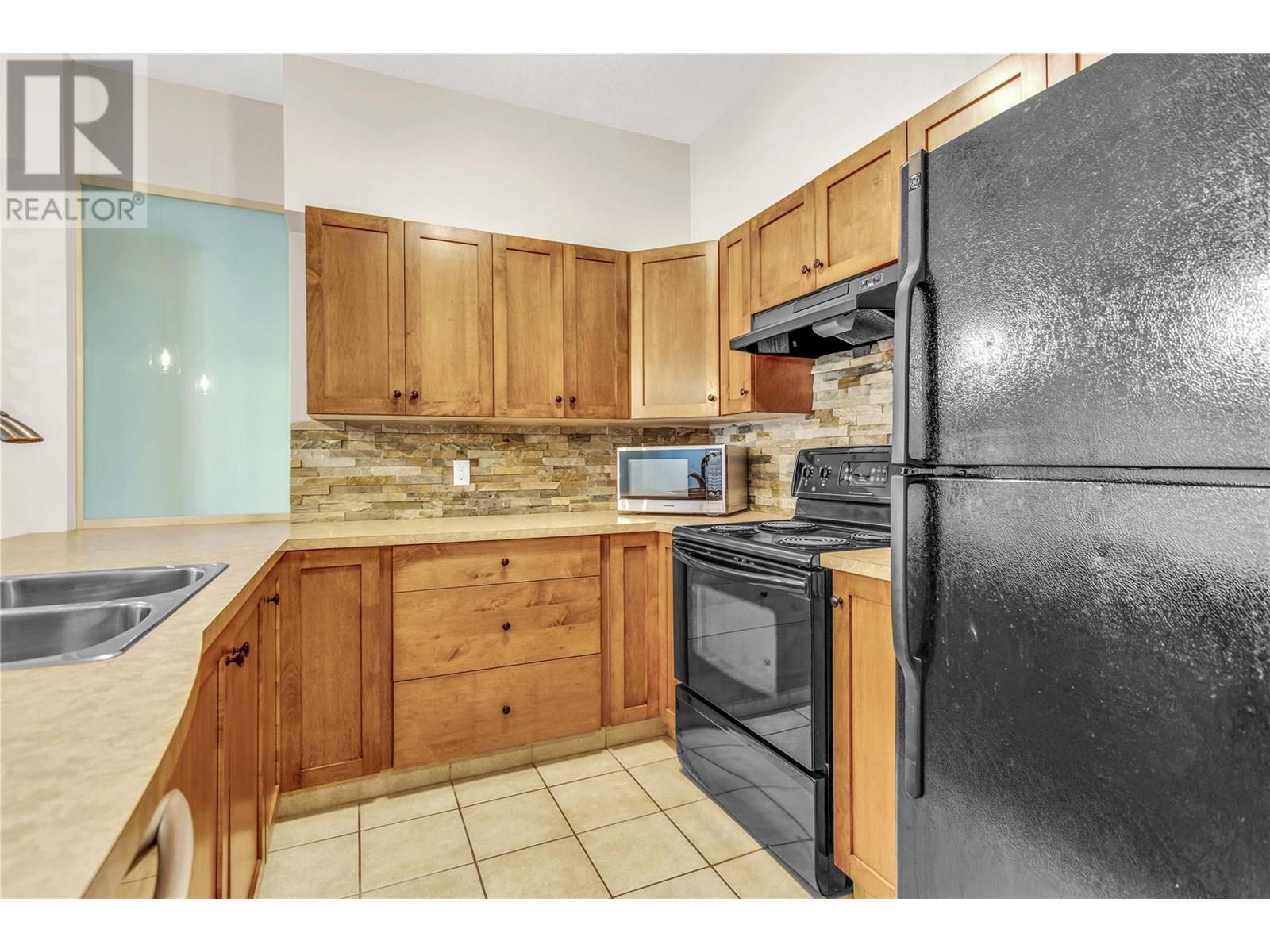 3168 Via Centrale Unit# 1102, Kelowna, British Columbia  V1V 2R6 - Photo 23 - 10354245