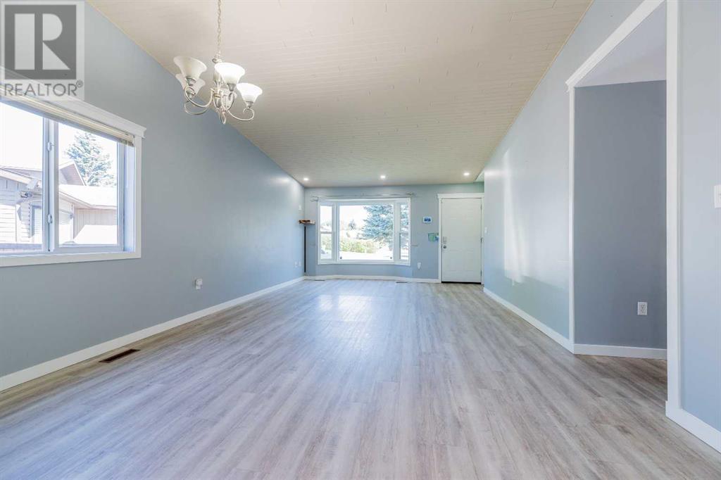 Property at 9625 64 Avenue image 3