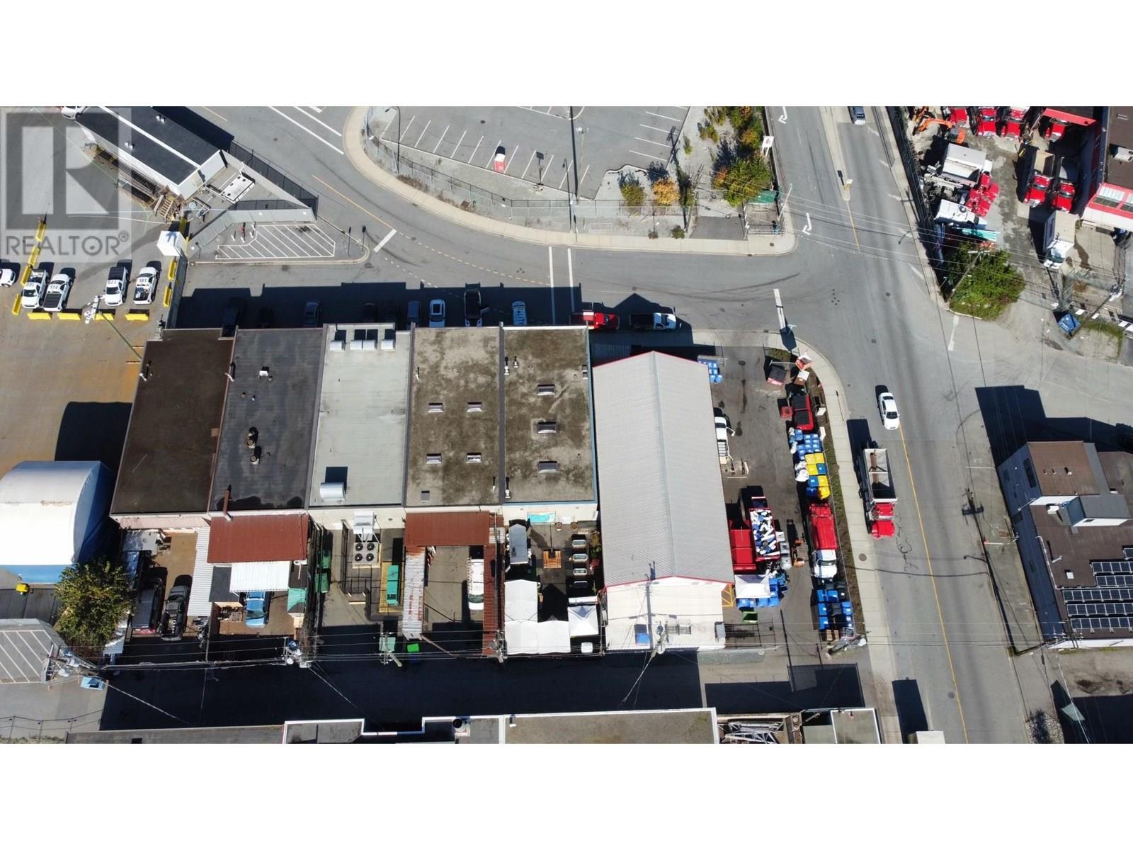 1481 Dominion Street, North Vancouver, British Columbia  V7J 1B3 - Photo 2 - C8070927