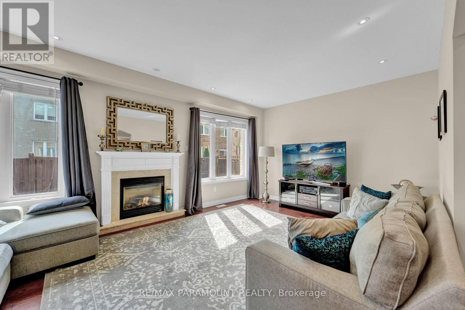 8 Eaglelanding Drive, Brampton, Ontario  L6P 2T7 - Photo 22 - W12299026