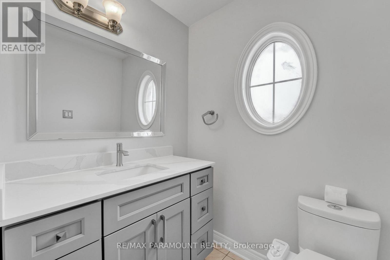 8 Eaglelanding Drive, Brampton, Ontario  L6P 2T7 - Photo 29 - W12299026