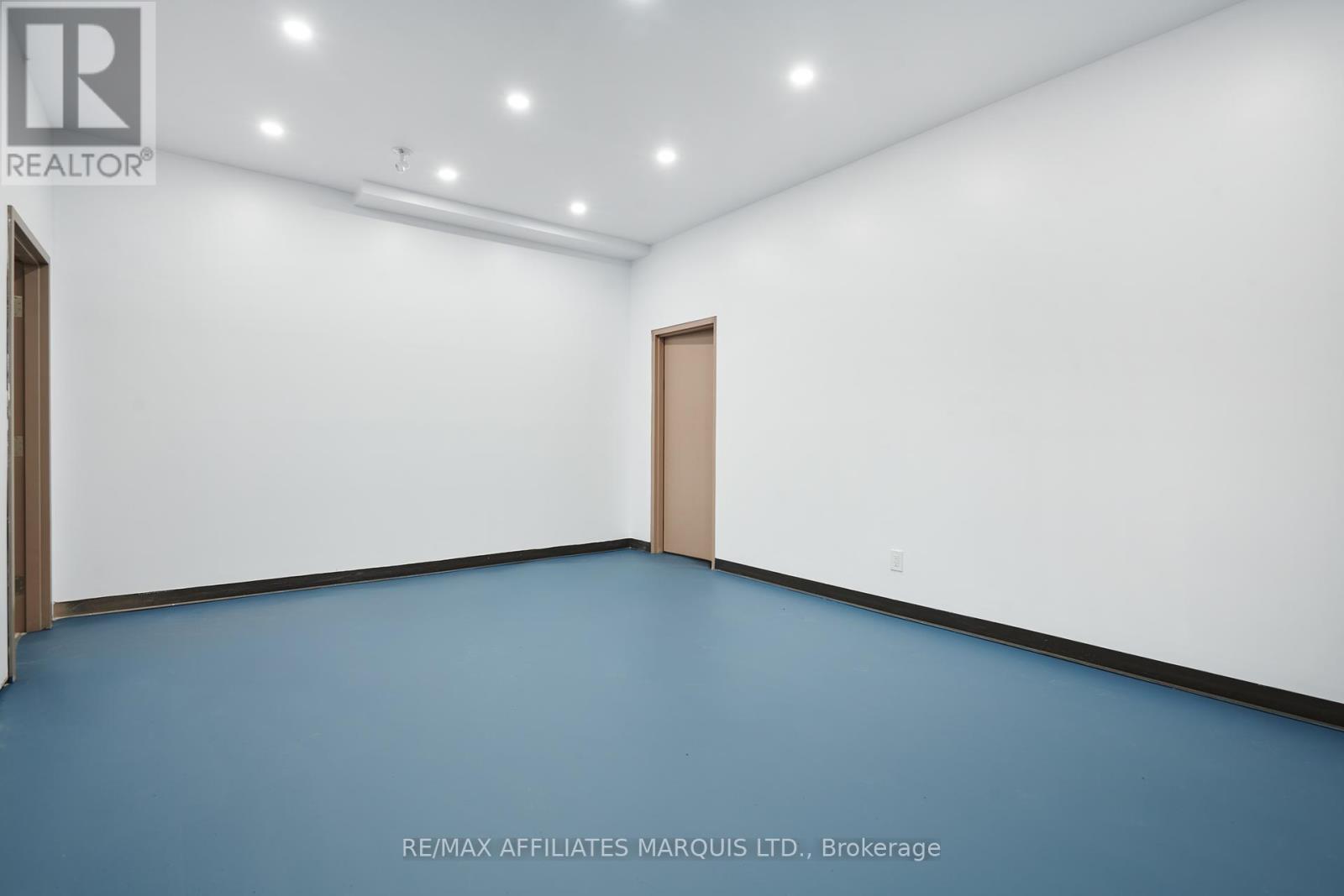 Upstairs/office Room 2 - 41 Second Street W, Cornwall, Ontario  K6J 1G3 - Photo 29 - X12299043
