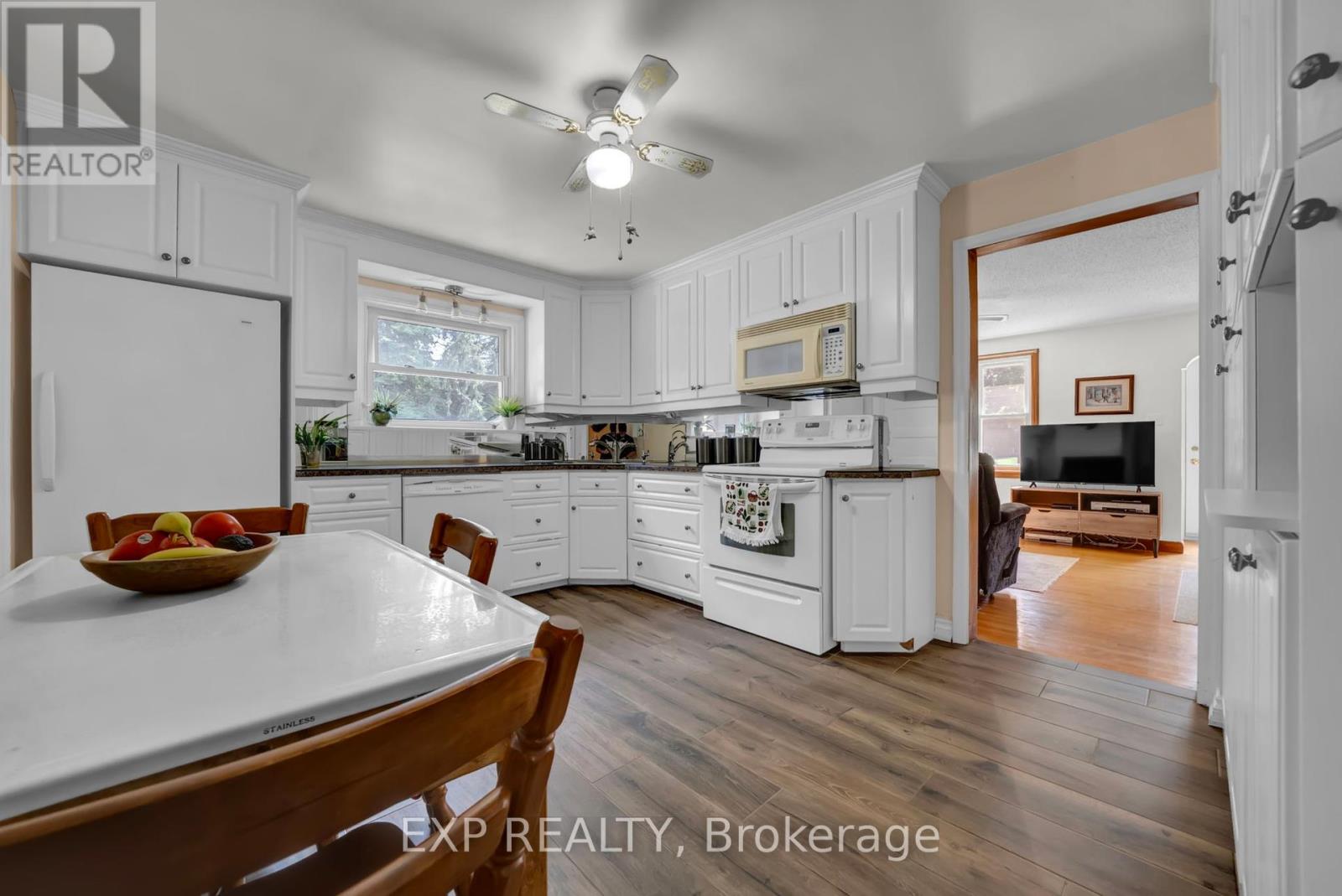 3253 Tooley Road, Clarington, Ontario  L1E 2K7 - Photo 9 - E12299085
