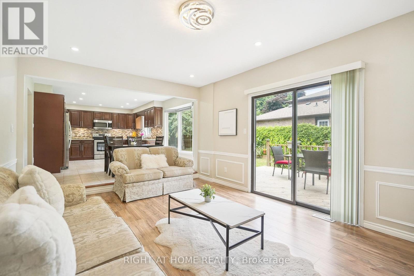 309 Amberly Boulevard, Hamilton (Ancaster), Ontario  L9G 4B6 - Photo 14 - X12299052