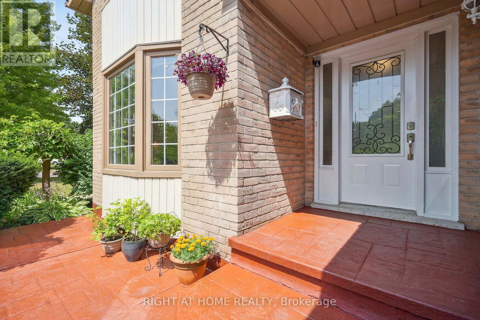 Property at 309 AMBERLY BOULEVARD image 2