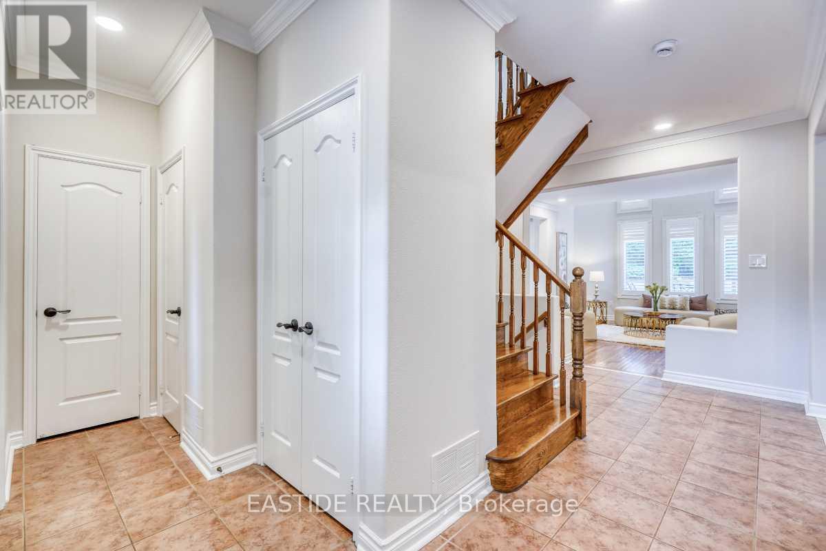 Property at 659 MARINER LANE image 3