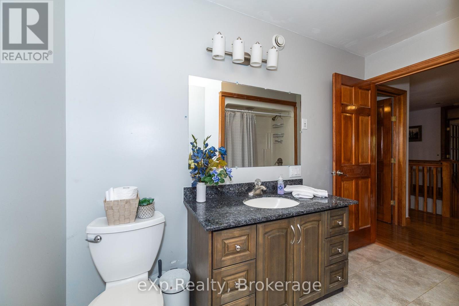910 26th Street E, Owen Sound, Ontario  N4K 5N3 - Photo 25 - X12281731