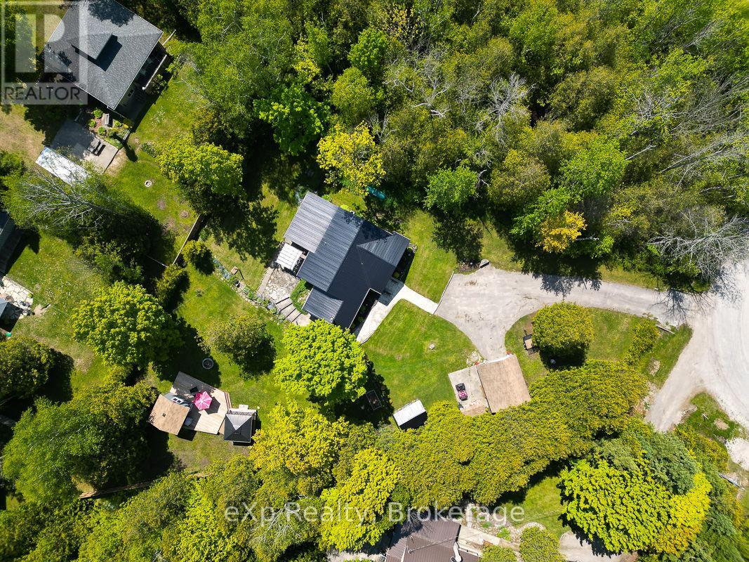 35 Cardinal Avenue, South Bruce Peninsula, Ontario  N0H 2T0 - Photo 38 - X12297845