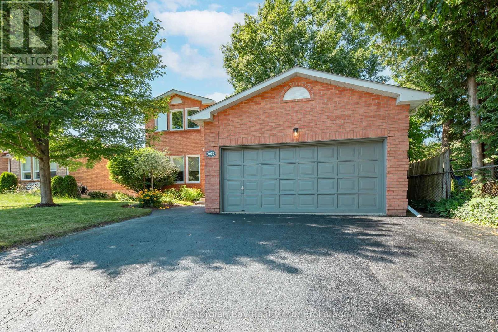 992 DOMINION AVENUE, Midland, Ontario