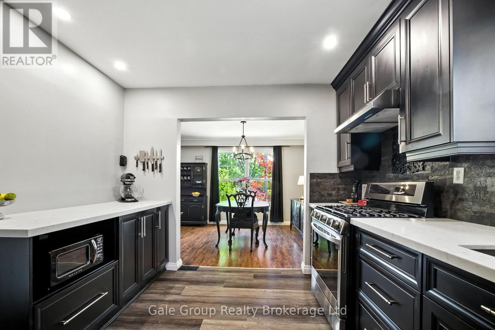 Property at 42 MOULTREY CRESCENT image 4