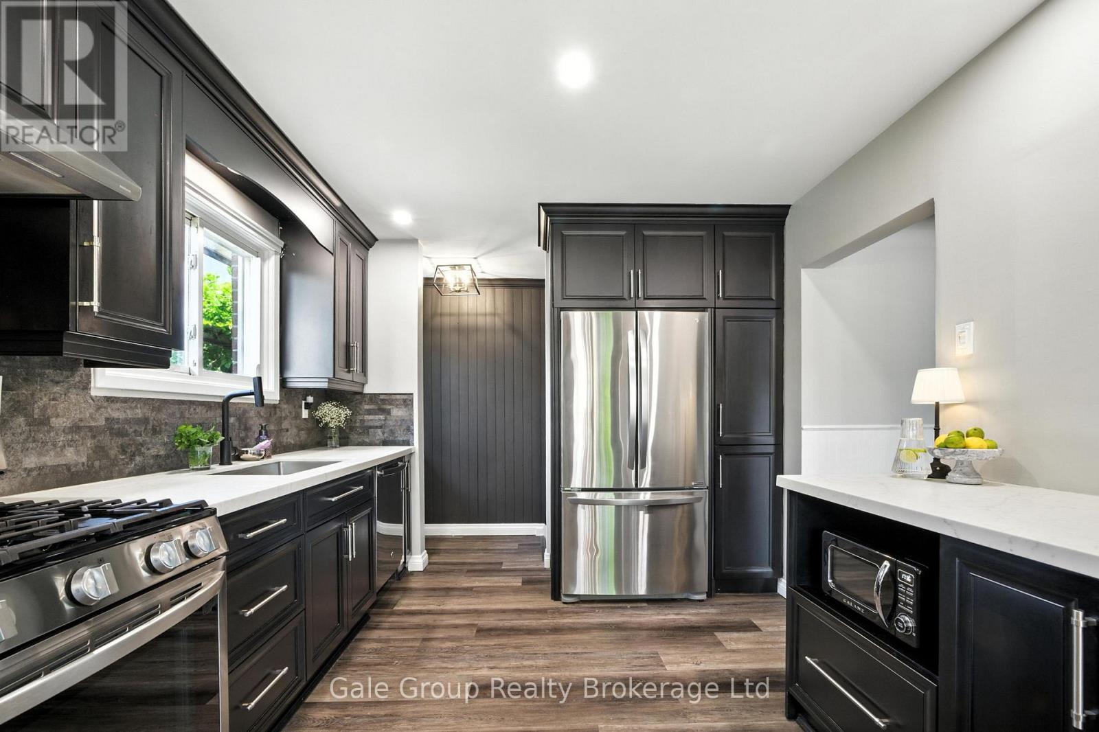 Property at 42 MOULTREY CRESCENT image 5