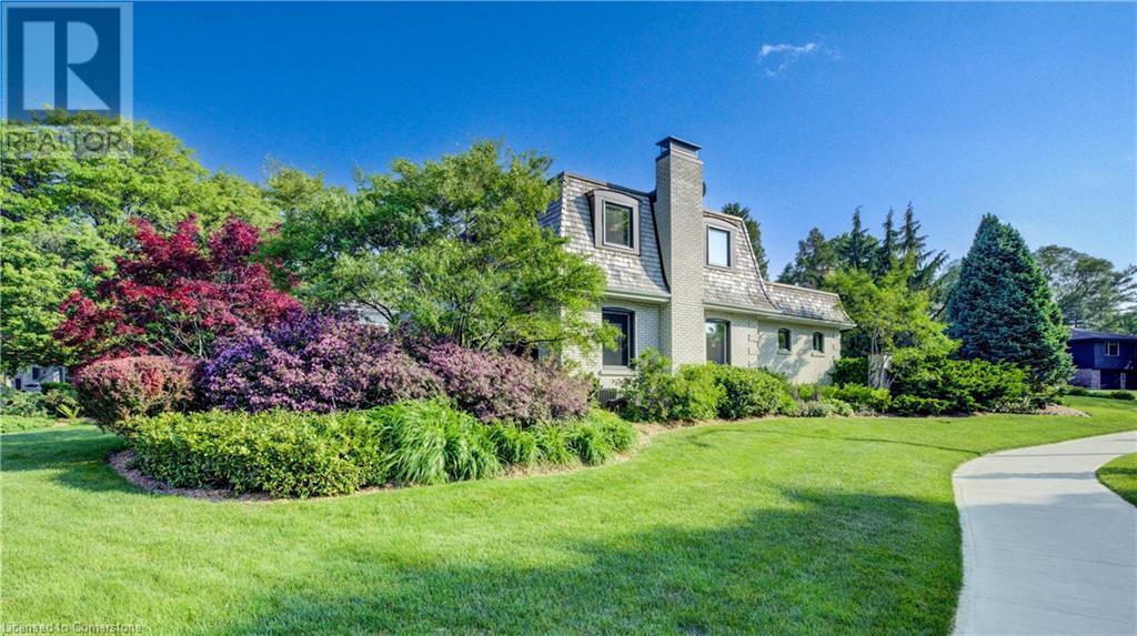 Property at 75 SOMERSET Crescent image 4