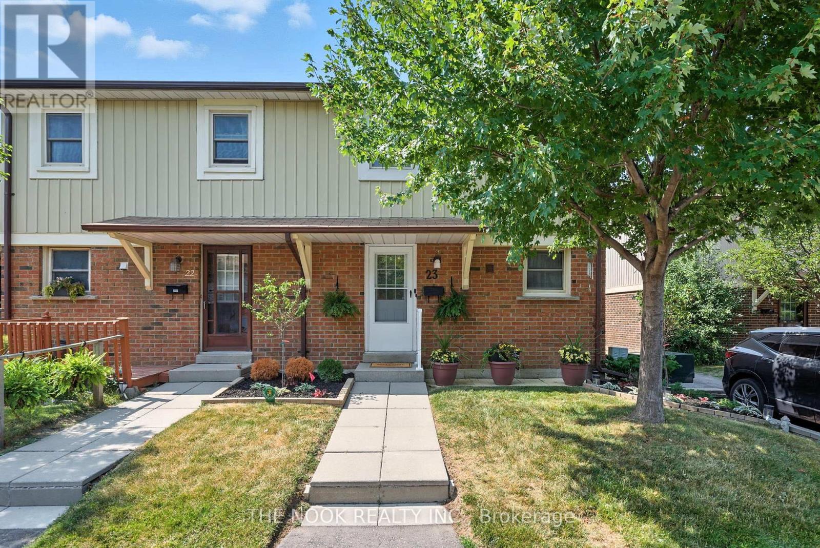Property at 23 - 450 BRISTOL CRESCENT image 1
