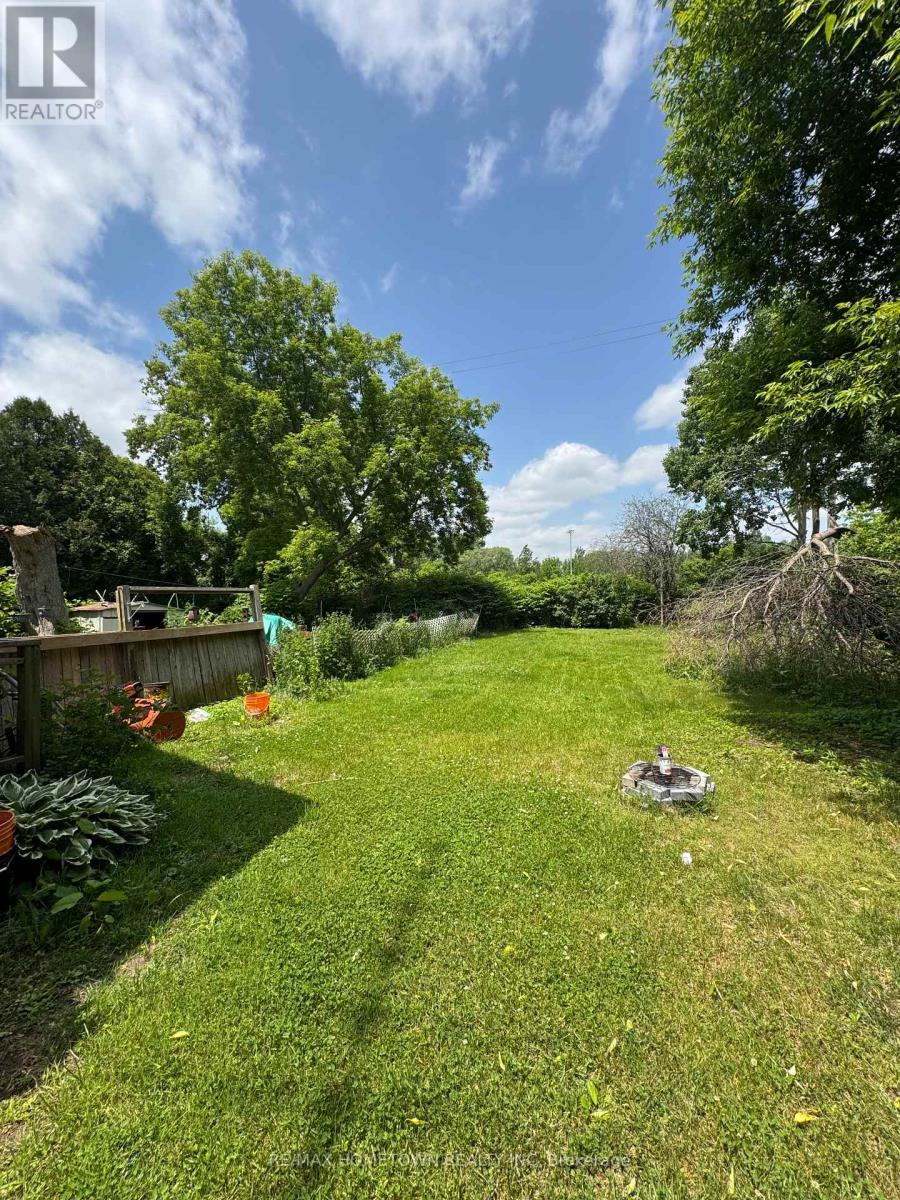 240-246 Wood Street E, Prescott, Ontario  K0E 1T0 - Photo 4 - X12072424