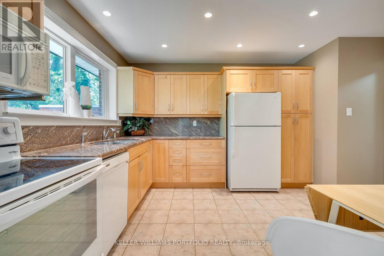 101 - 138 Scenic Mill Way, Toronto, Ontario  M2L 1T3 - Photo 11 - C12279982