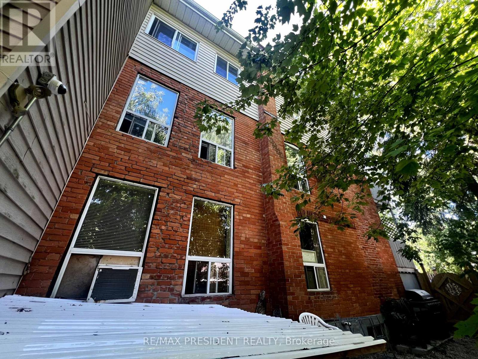 37 Bond Street S, Hamilton, Ontario  L9H 3H2 - Photo 30 - X12299129