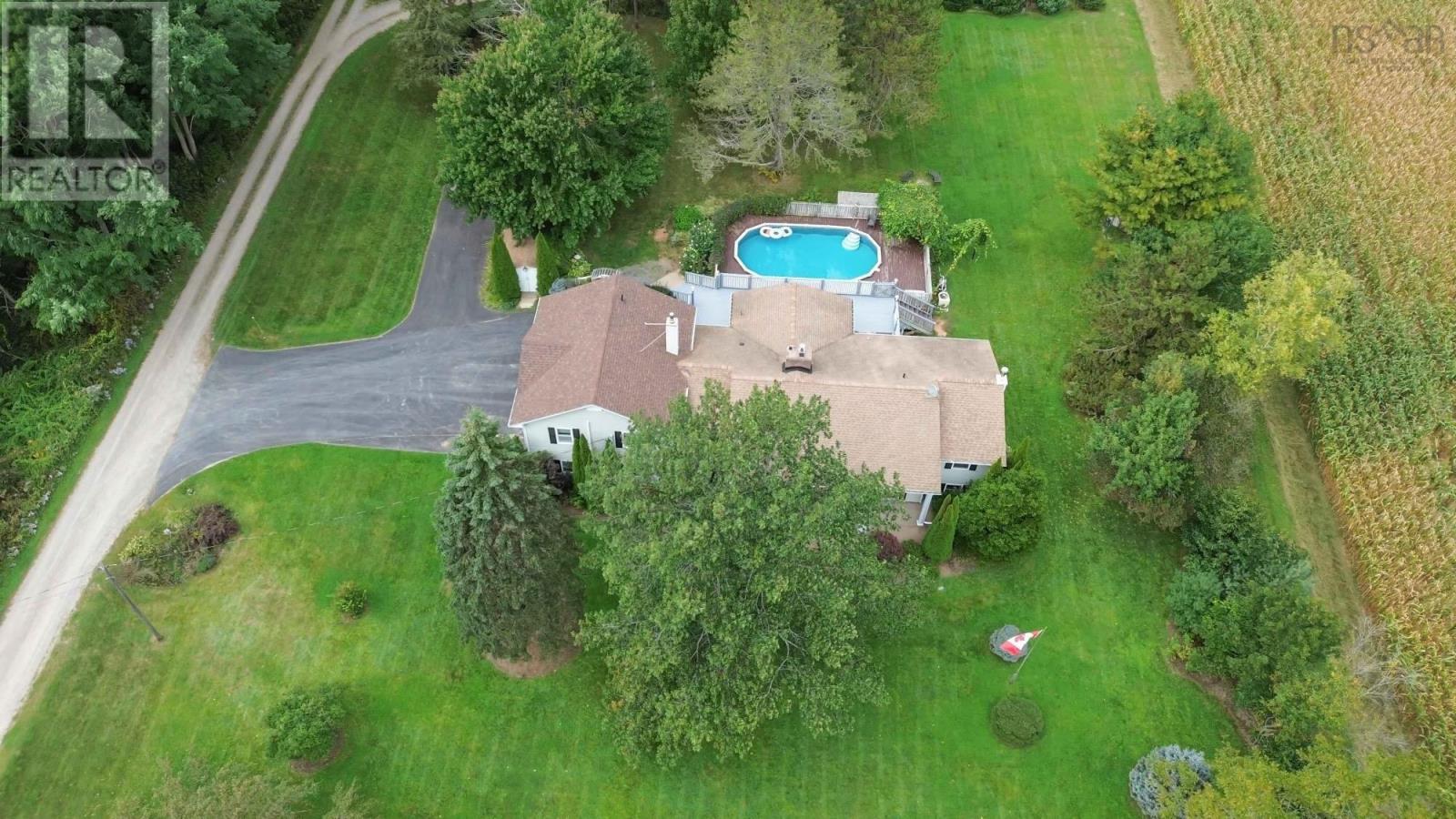 6585 Highway 221, Lakeville, Nova Scotia  B4N 3V7 - Photo 2 - 202518293