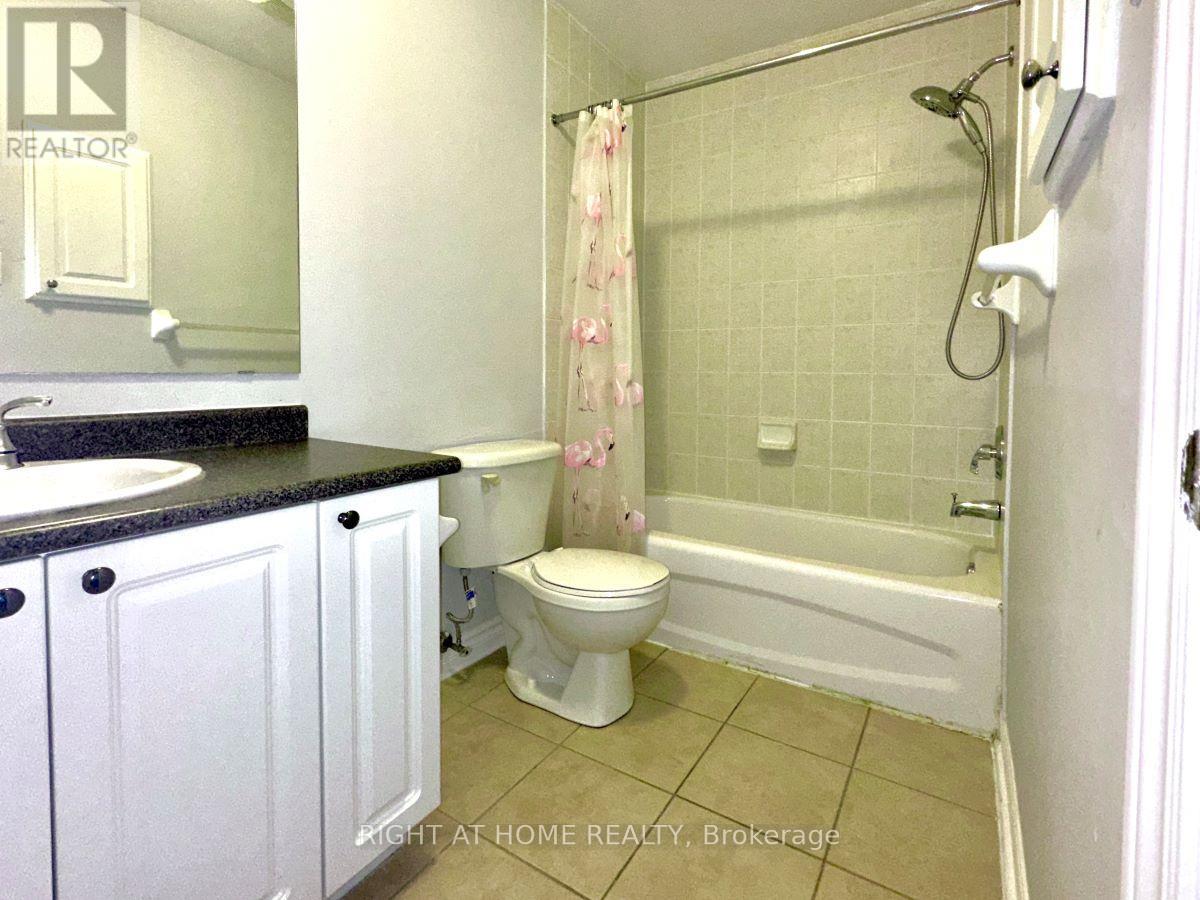 346 Riverstone Drive, Oakville, Ontario  L6H 7M3 - Photo 11 - W12299176