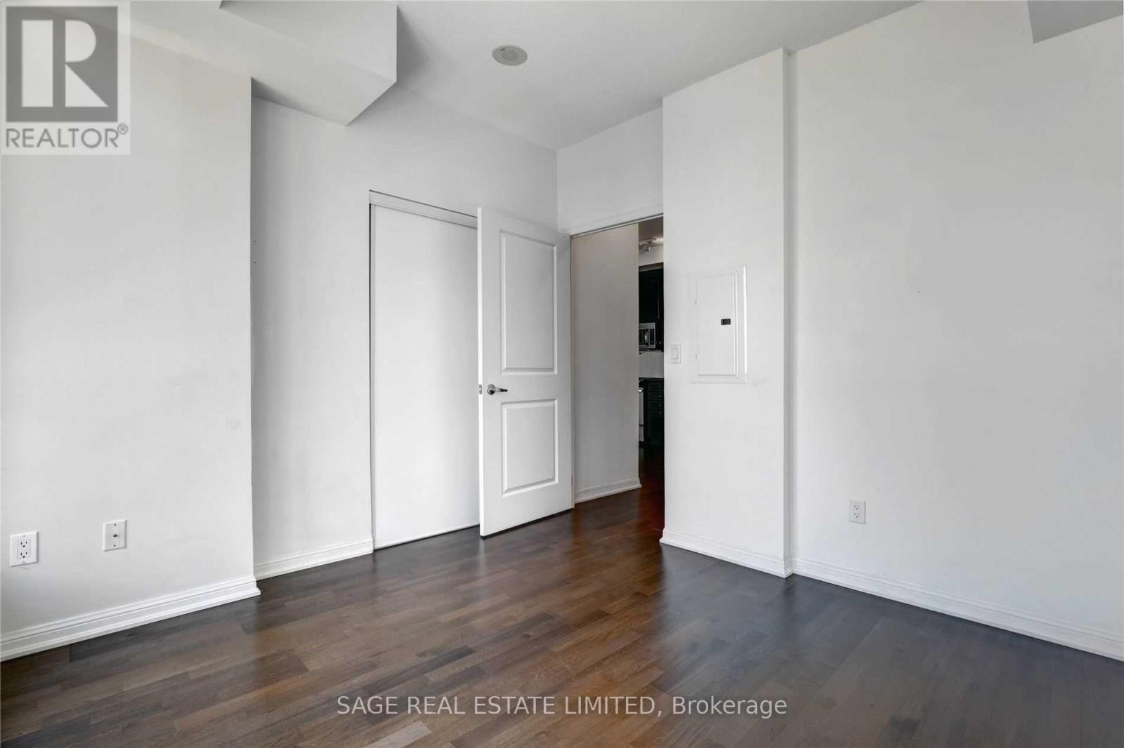 1609 - 21 Grand Magazine Street, Toronto, Ontario  M5V 1B5 - Photo 21 - C12299196