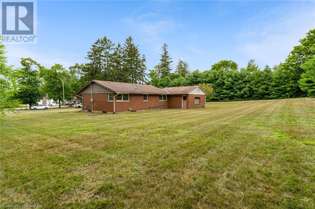 Property at 489 MEMORIAL Drive image 4