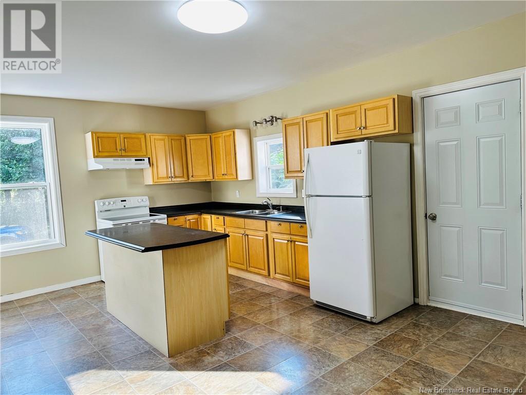3107 King George, Miramichi, New Brunswick  E1V 7C1 - Photo 7 - NB123442