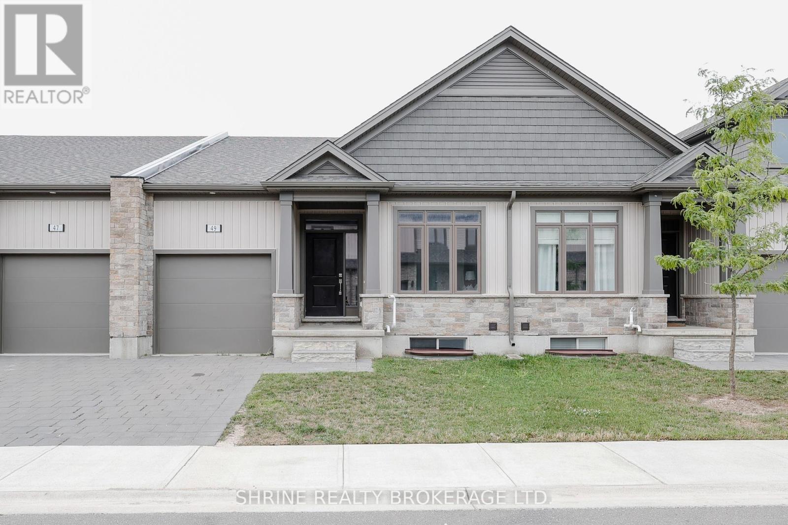Property at 49 - 745 CHELTON ROAD image 4