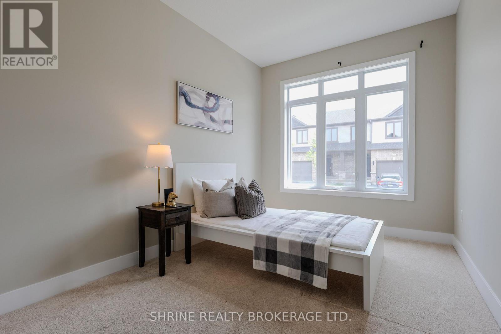 Property at 49 - 745 CHELTON ROAD image 5