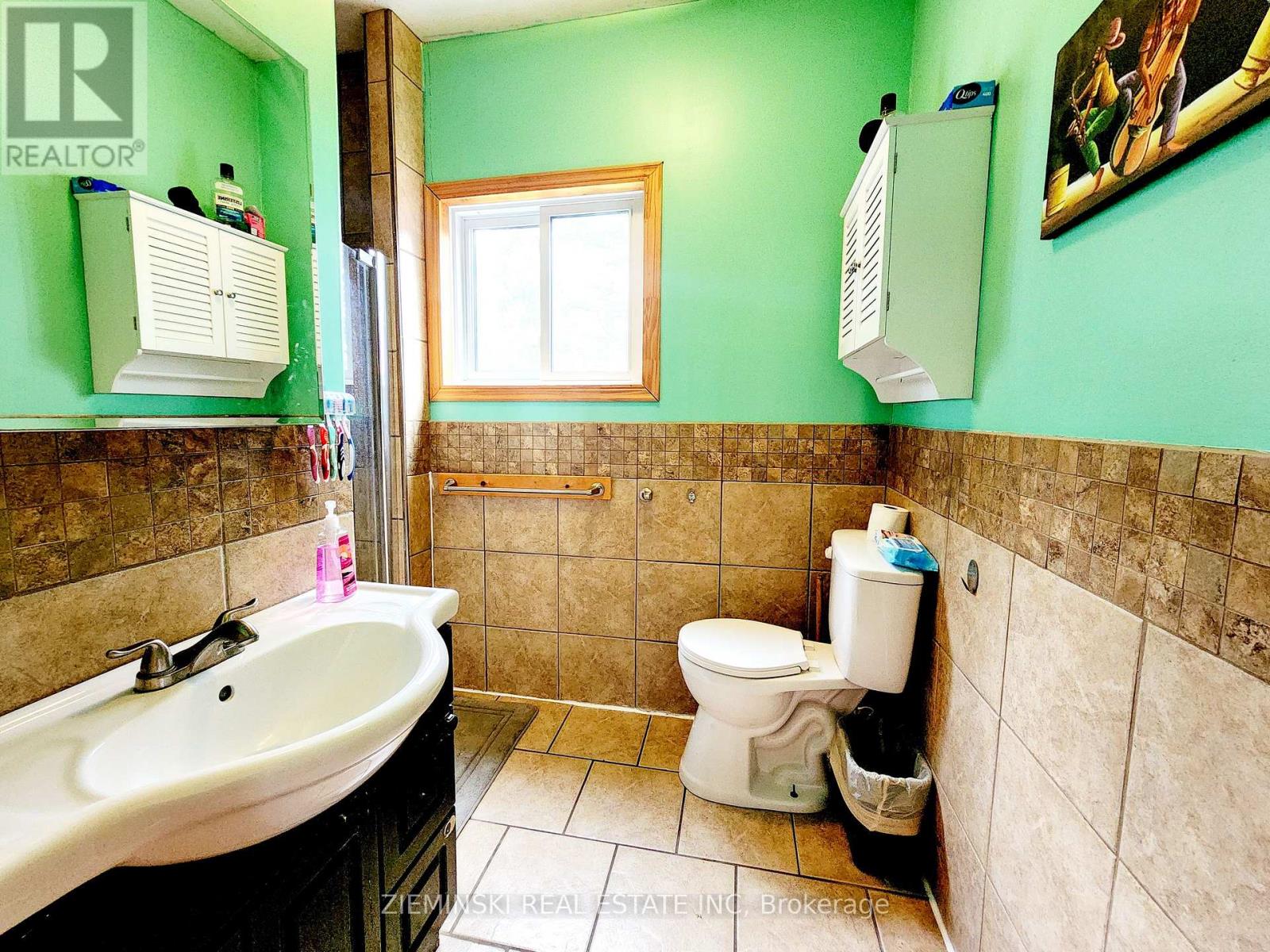 1372 Highway 11 S, Black River-Matheson, Ontario P0K 1N0 - Photo 12 - T12299259