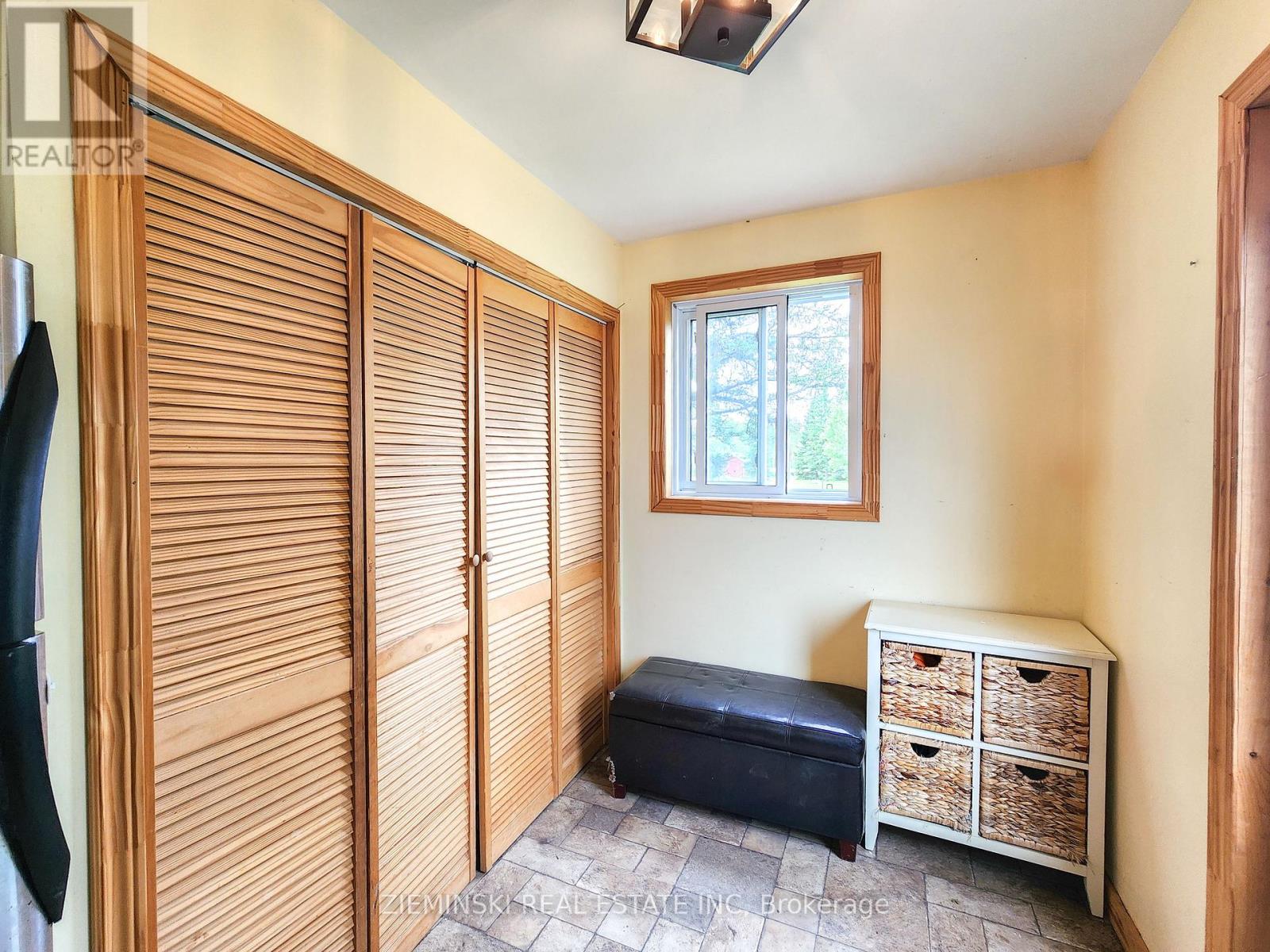 1372 Highway 11 S, Black River-Matheson, Ontario P0K 1N0 - Photo 5 - T12299259