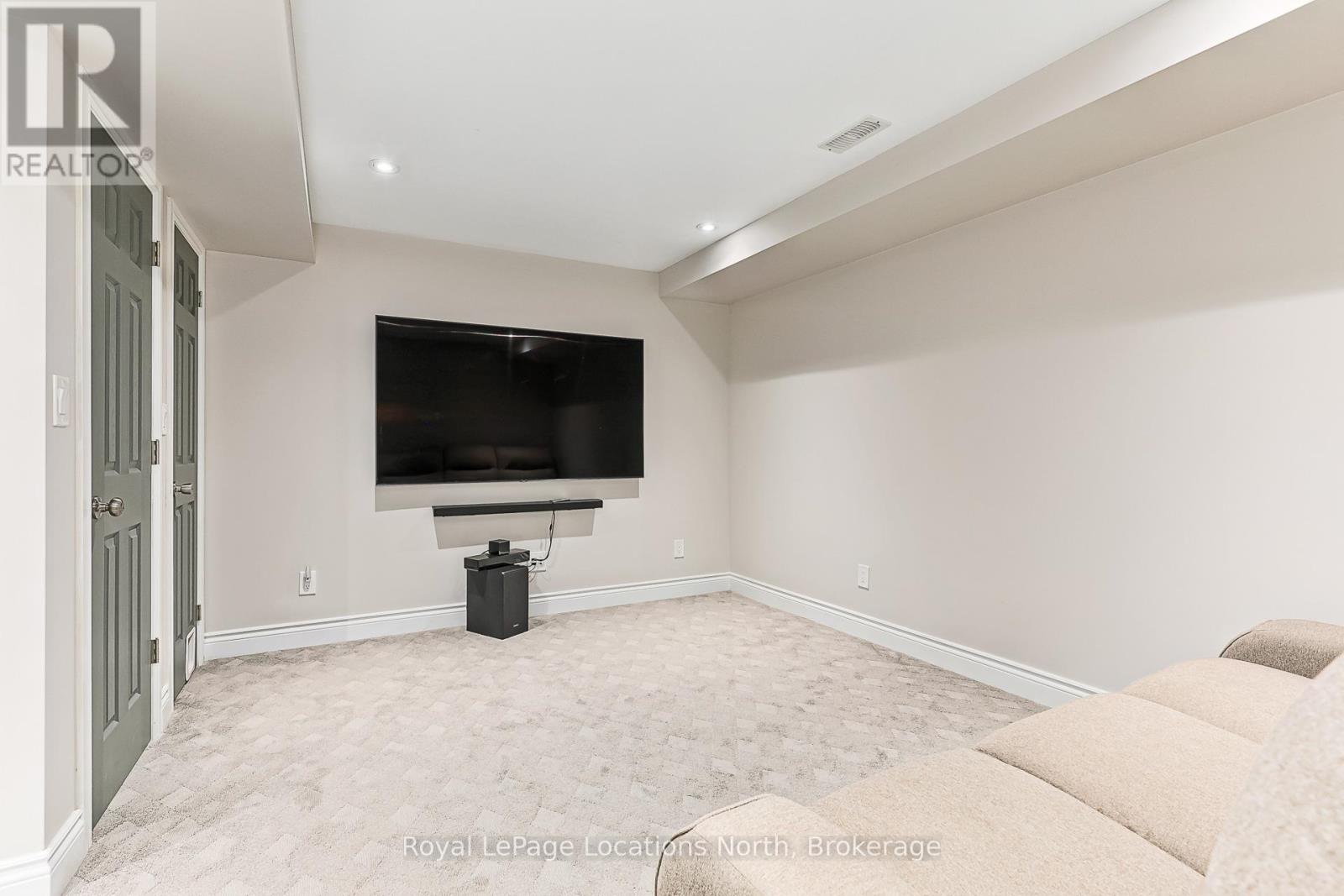 434 Oak Street, Collingwood, Ontario  L9Y 2Y7 - Photo 31 - S12299287