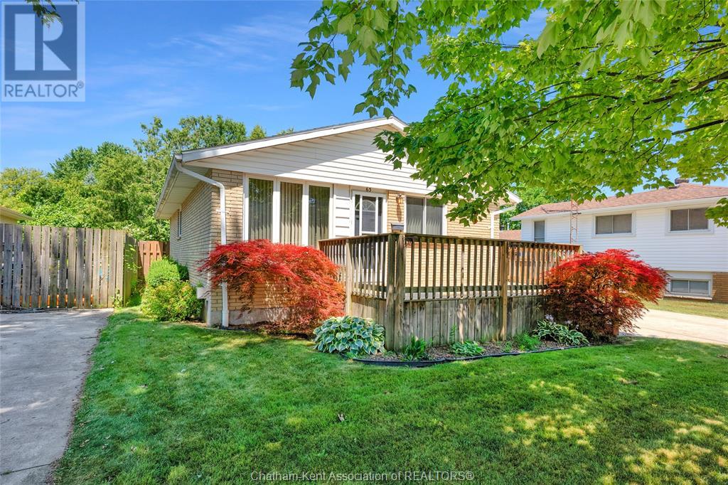 Property at 63 Aberdeen STREET image 3
