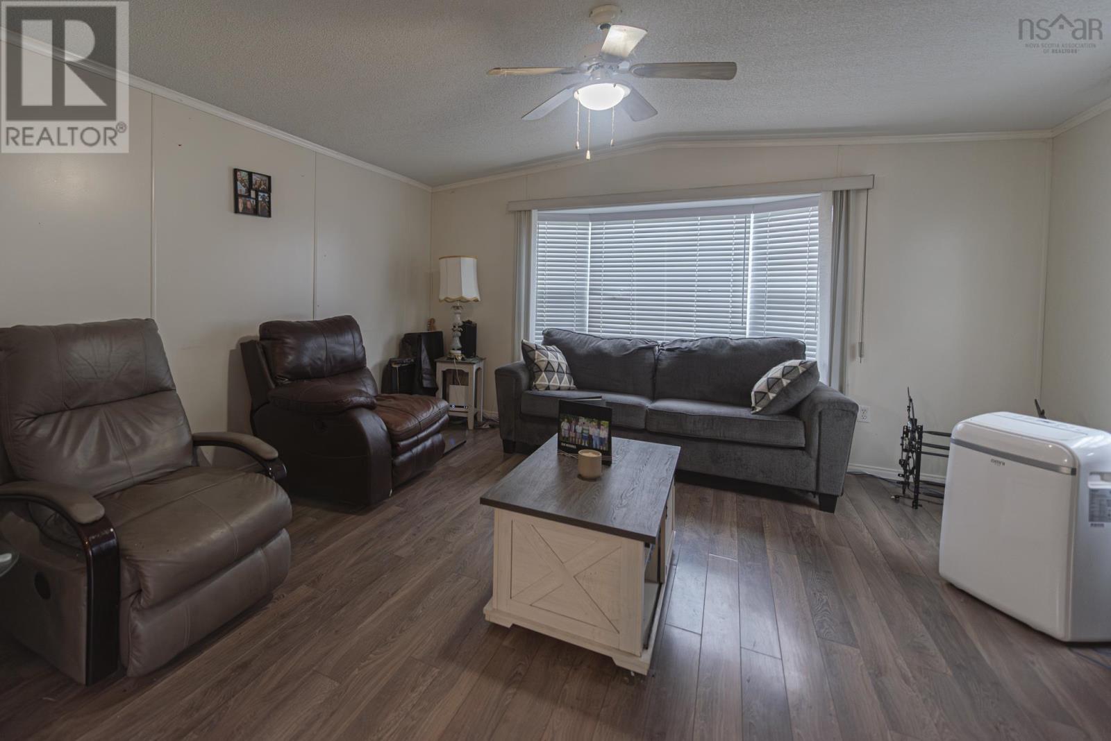 10 High Street Estates, New Glasgow, Nova Scotia  B2H 4B8 - Photo 2 - 202518309