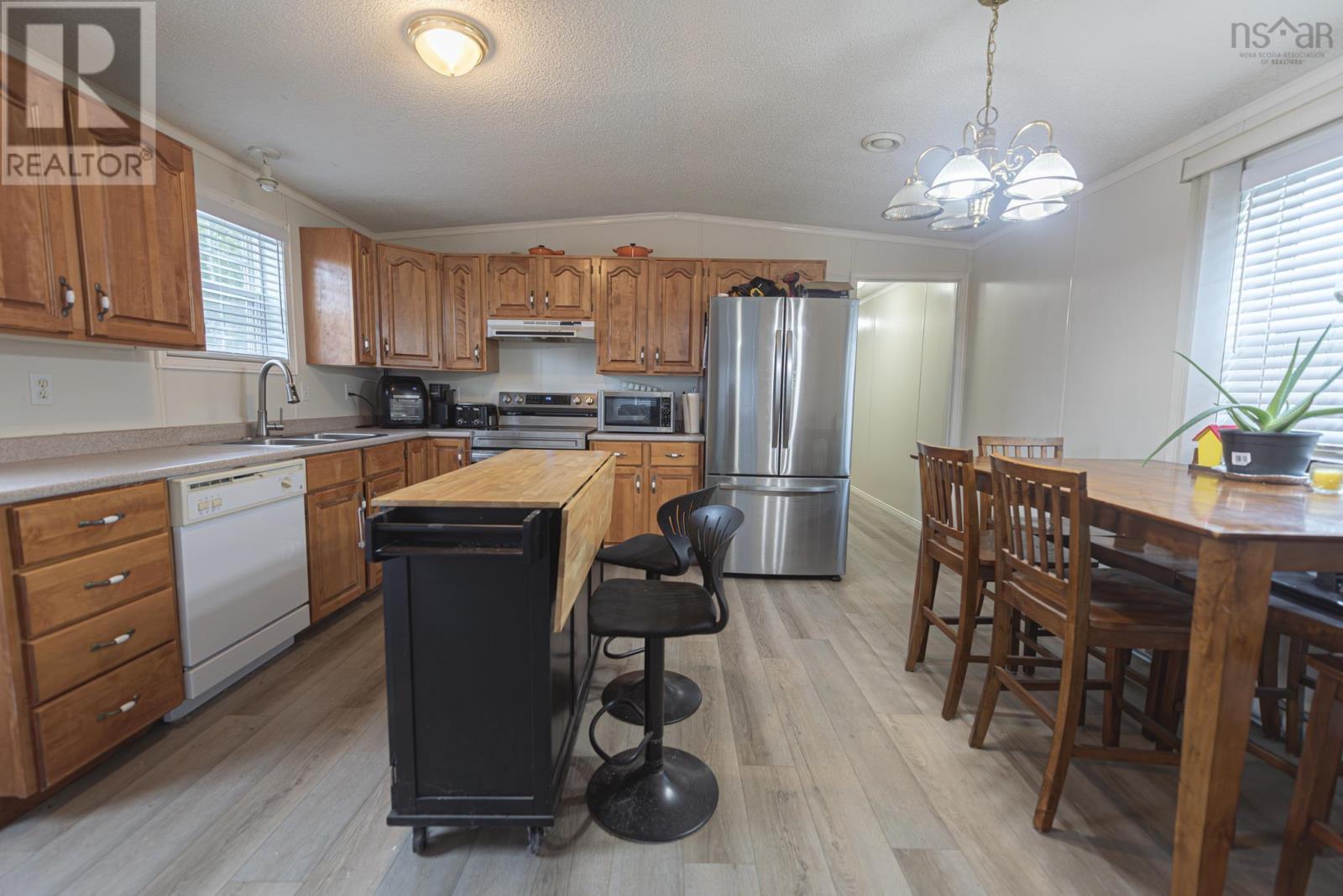 10 High Street Estates, New Glasgow, Nova Scotia  B2H 4B8 - Photo 9 - 202518309