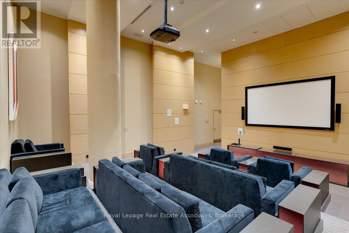 323 - 29 Queens Quay E, Toronto, Ontario  M5E 0A4 - Photo 35 - C12299290