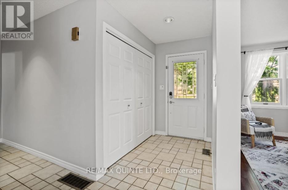 Property at 34 FORCHUK CRESCENT image 4