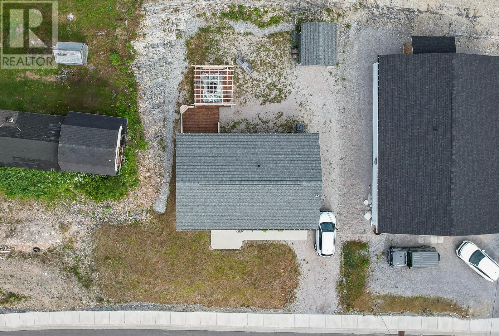 Property at 1 Miller Crescent image 2