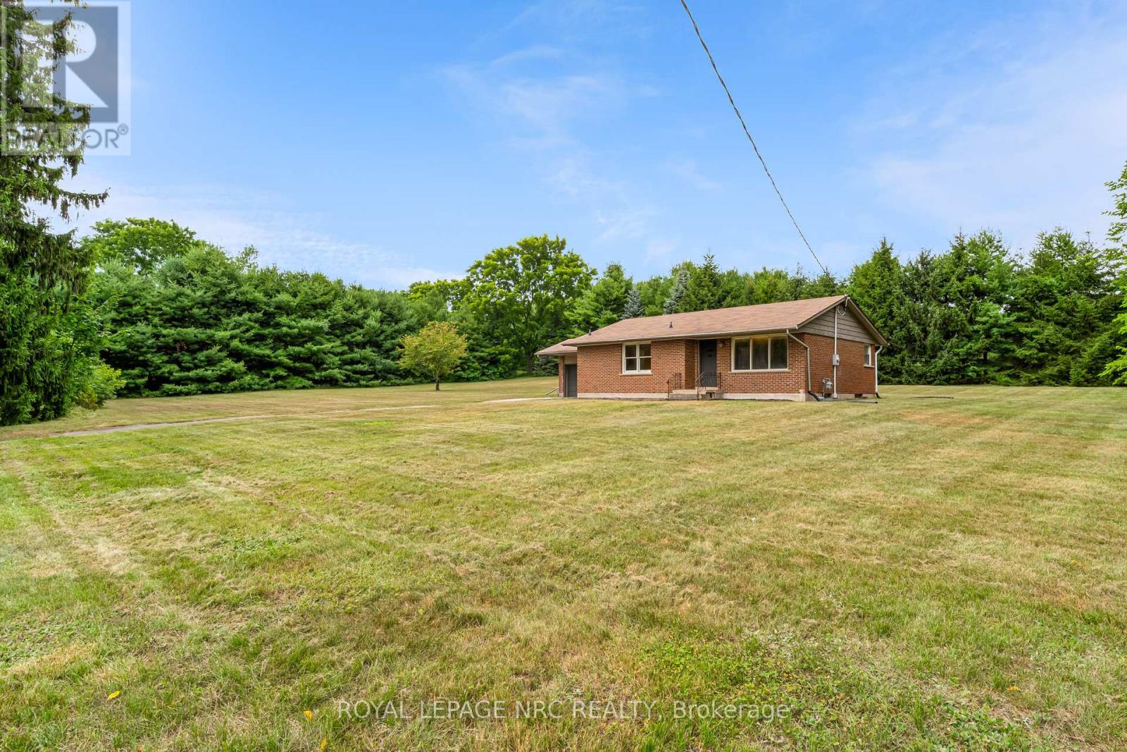Property at 489 MEMORIAL DRIVE image 1
