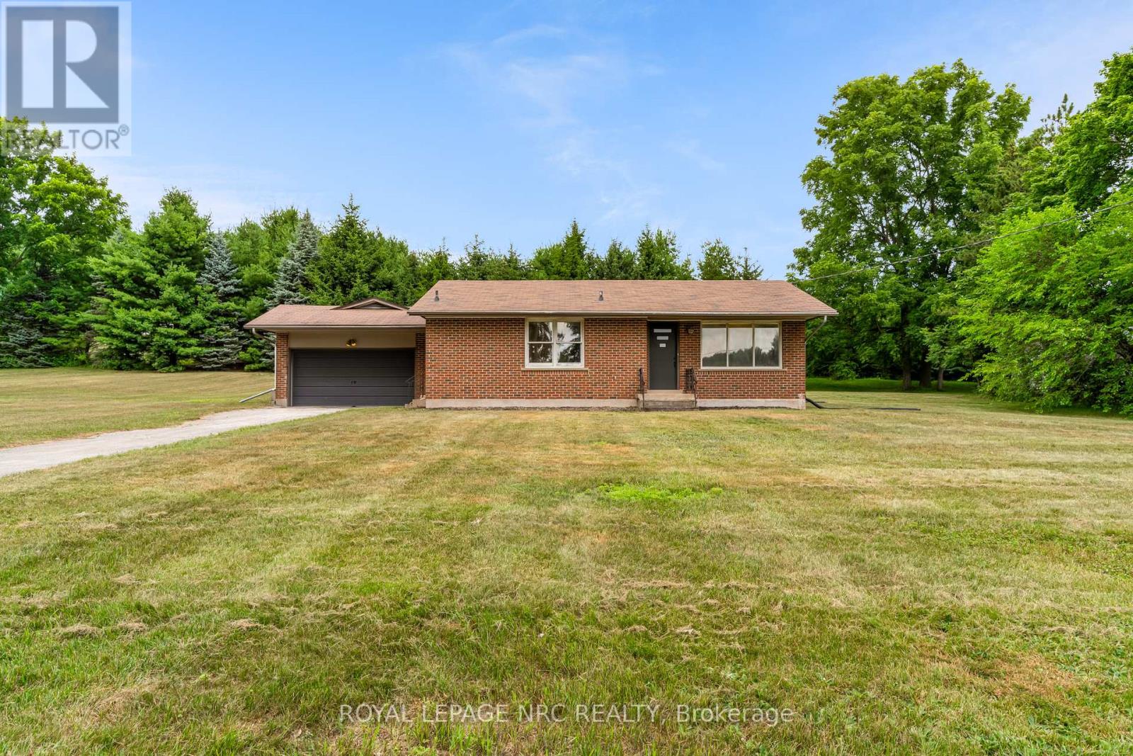 Property at 489 MEMORIAL DRIVE image 2