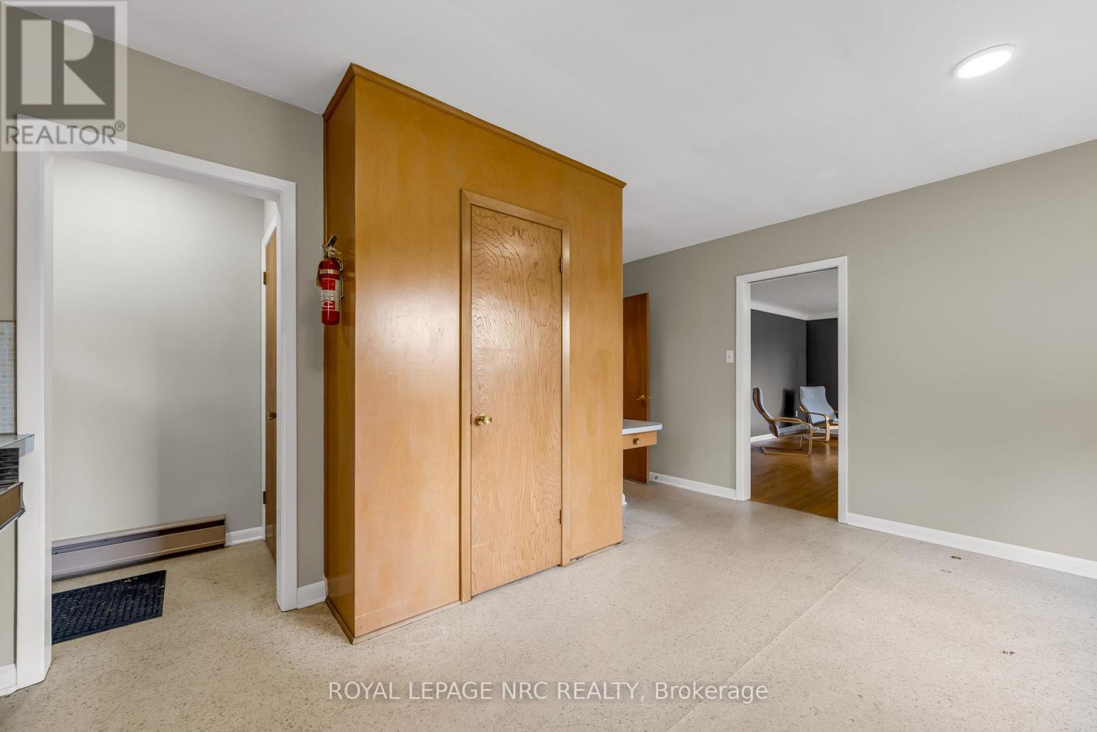 489 Memorial Drive, Pelham, Ontario  L0S 1C0 - Photo 26 - X12299269