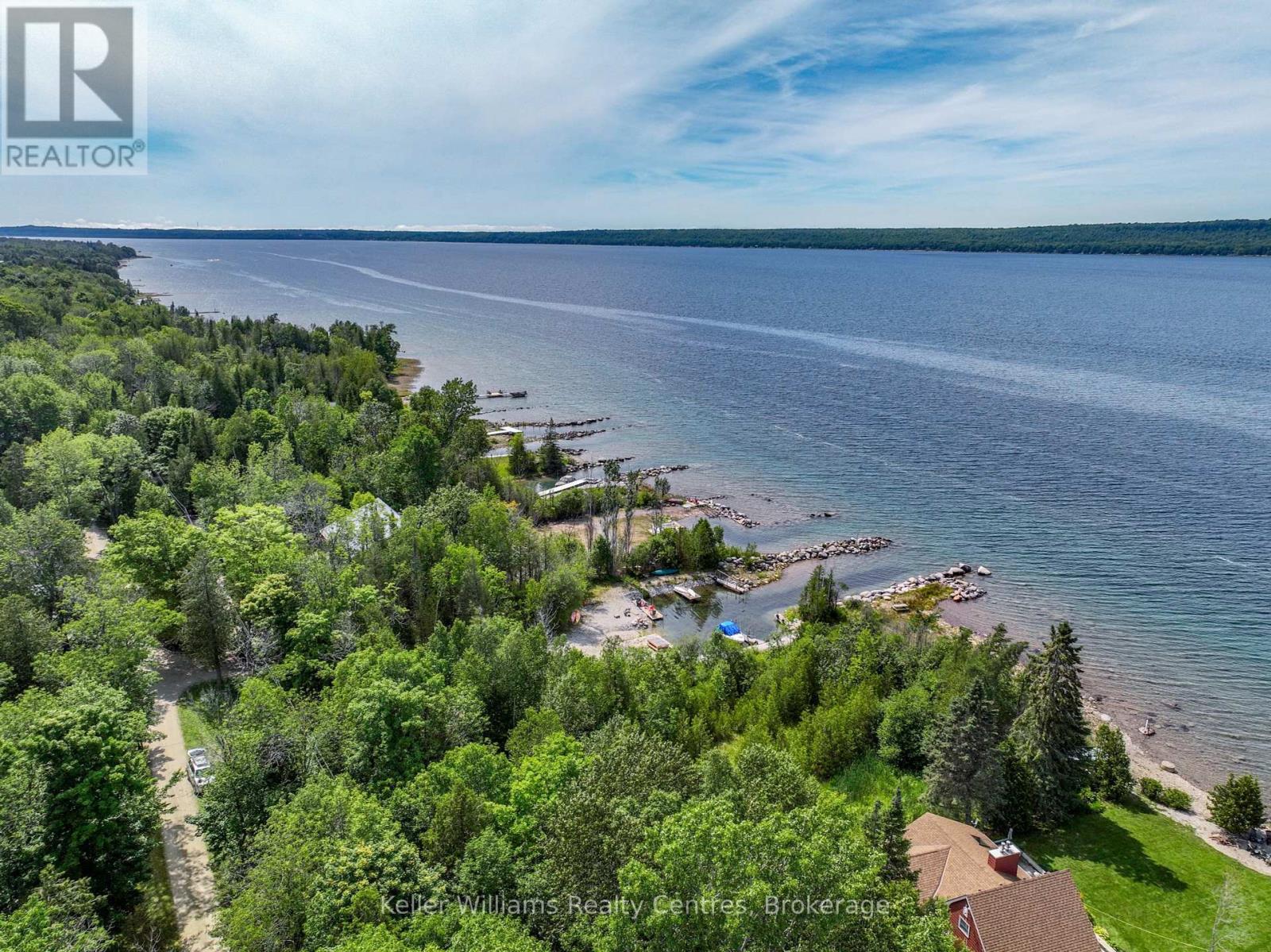 151 Mallard Street, Georgian Bluffs, Ontario  N0H 2T0 - Photo 13 - X12299320