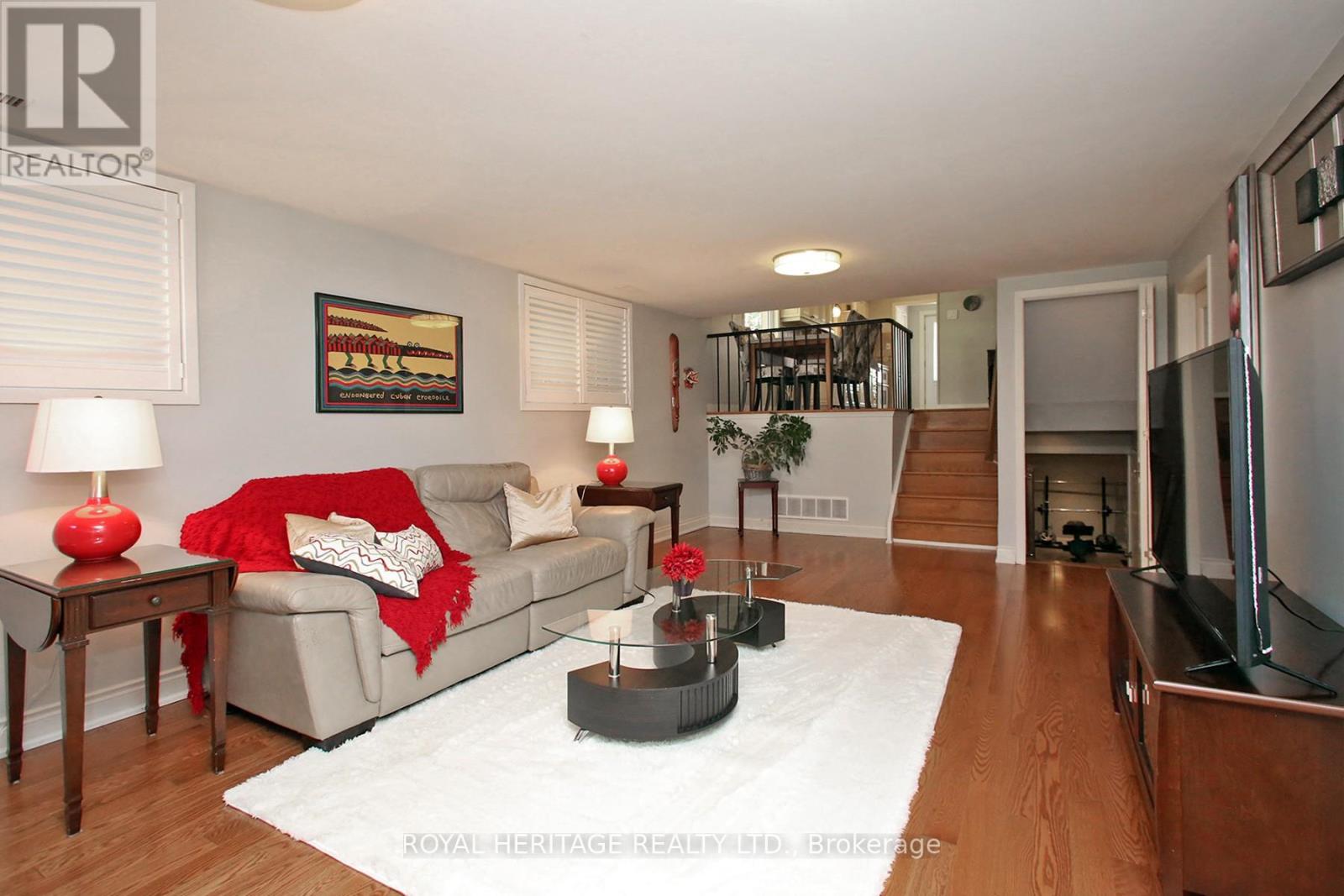 576 Rosebank Road, Pickering, Ontario  L1W 2N5 - Photo 14 - E12299358